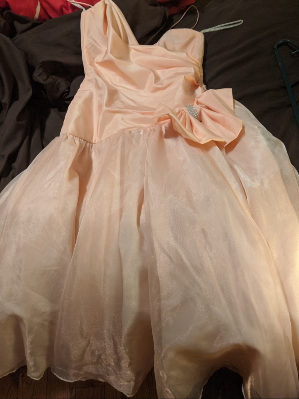 Retro Pink Prom Dress with Bow